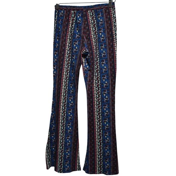 About A Girl Boho Flare Patterned Pants Size Small - Picture 4 of 4